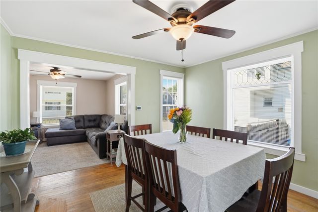 34 Lake Avenue, Barrington, RI 02806