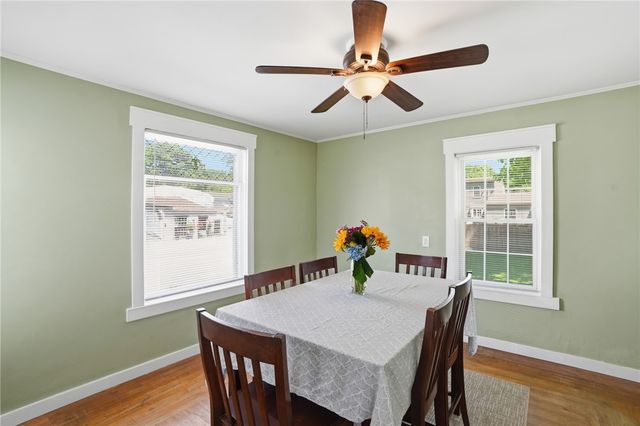 34 Lake Avenue, Barrington, RI 02806