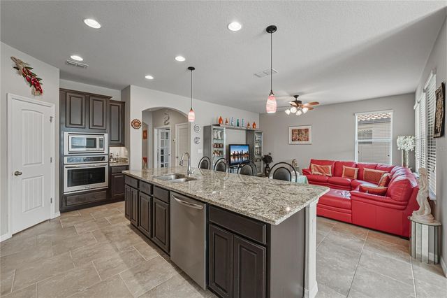 4169 PRIMA LAGO CIRCLE, Lakeland, FL 33810