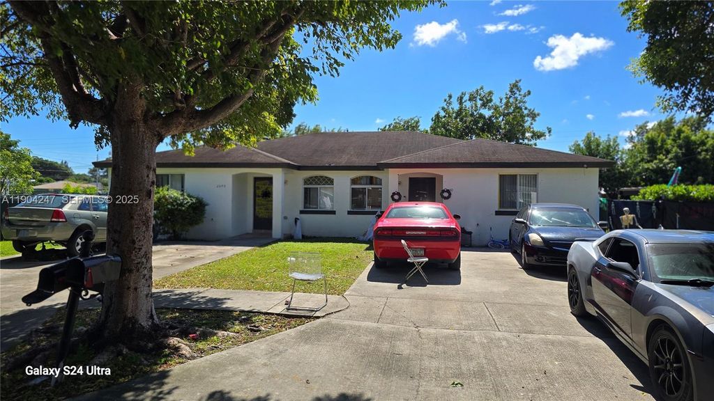 12040 SW 215th Street, Miami, FL 33177