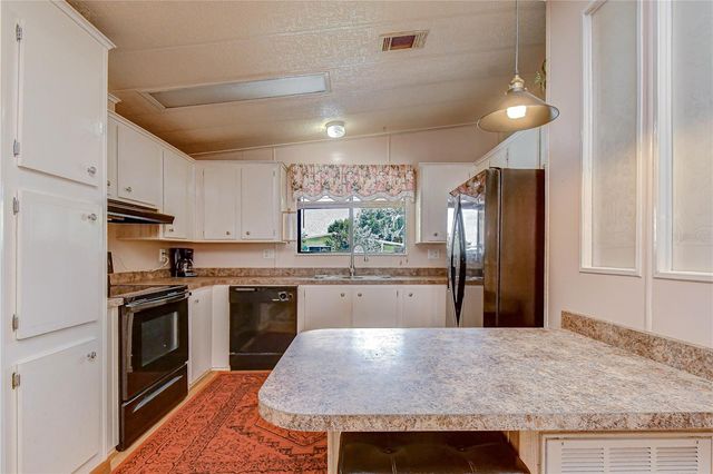 35123 COLONY HILLS DRIVE, Zephyrhills, FL 33541