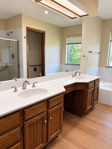 9421 Lancaster NE, Albuquerque, NM 87111