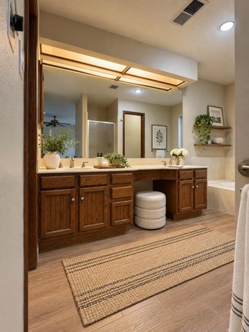 9421 Lancaster NE, Albuquerque, NM 87111