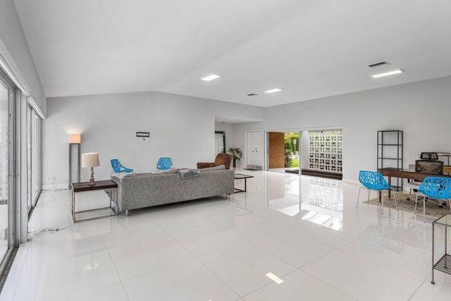 900 Marble Way, Boca Raton, FL 33432