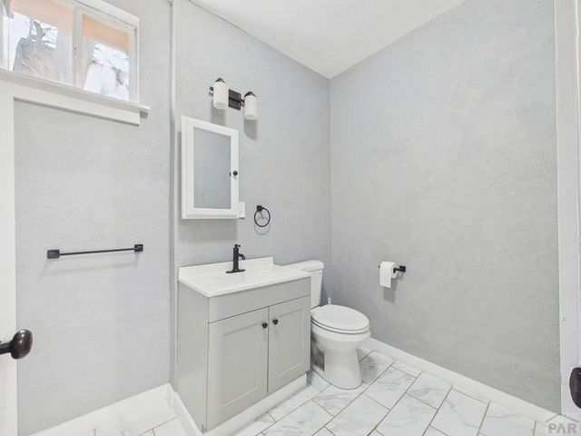 720 E 3rd St, Pueblo, CO 81001