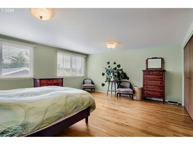 12935 Sw RITA Dr, Beaverton, OR 97005