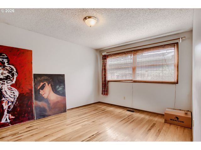 12935 Sw RITA Dr, Beaverton, OR 97005