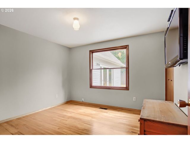 12935 Sw RITA Dr, Beaverton, OR 97005