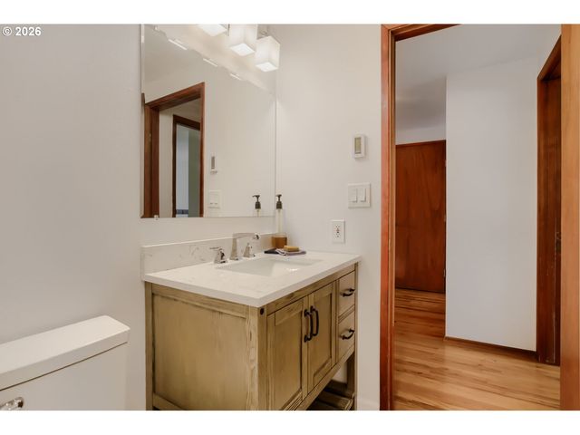 12935 Sw RITA Dr, Beaverton, OR 97005