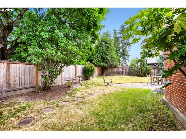 12935 Sw RITA Dr, Beaverton, OR 97005