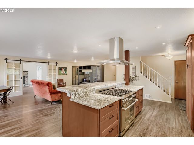 12935 Sw RITA Dr, Beaverton, OR 97005