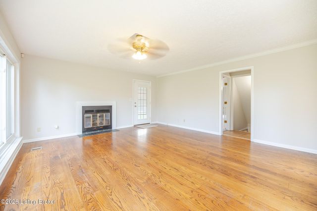 3144 Sunny Ln, Louisville, KY 40205