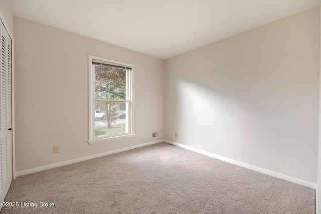 3144 Sunny Ln, Louisville, KY 40205