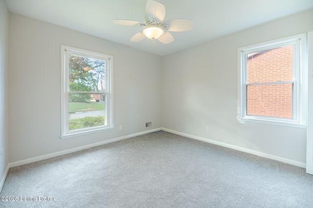 3144 Sunny Ln, Louisville, KY 40205