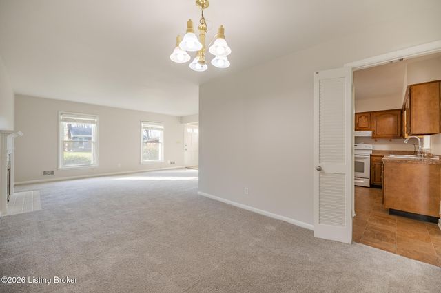 3144 Sunny Ln, Louisville, KY 40205