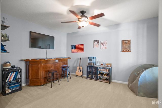 5101 Anacapa Drive, Bakersfield, CA 93306