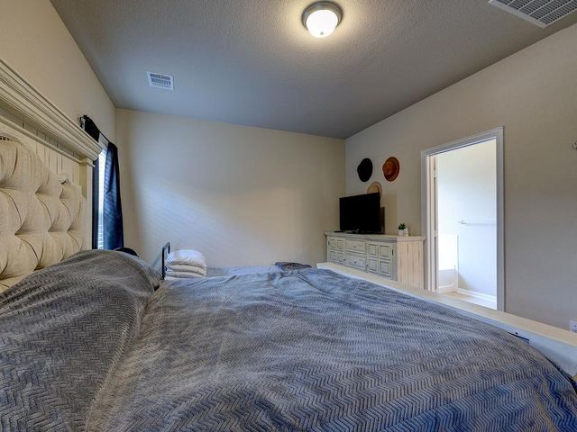 108 Timber Brook DR, Hutto, TX 78634