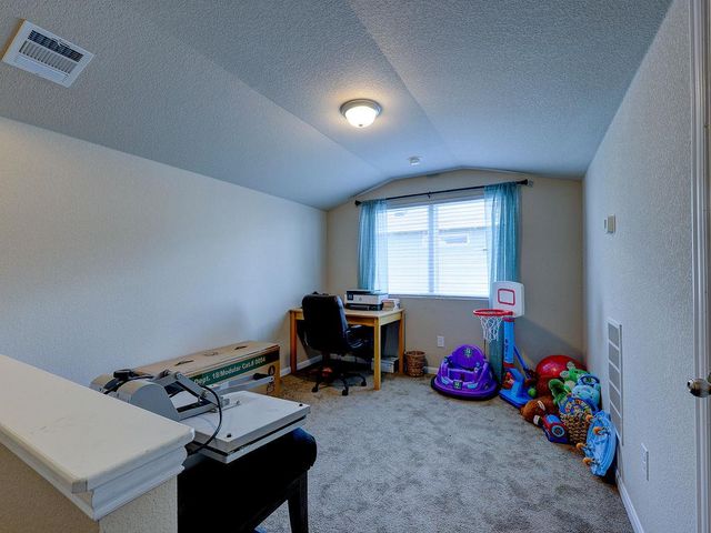 108 Timber Brook DR, Hutto, TX 78634