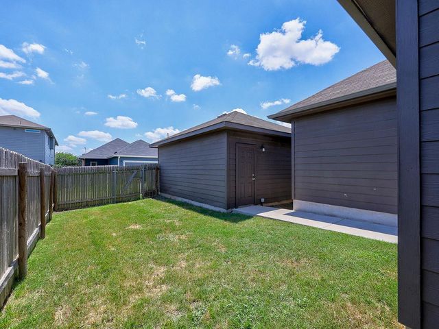 108 Timber Brook DR, Hutto, TX 78634