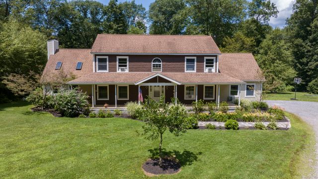 101 Center Road, Woodstock, CT 06281