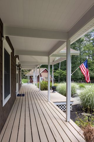 101 Center Road, Woodstock, CT 06281