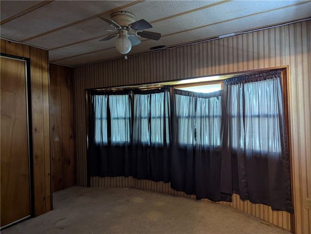 14 Edgewood Drive, Ridgeway, NY 14103