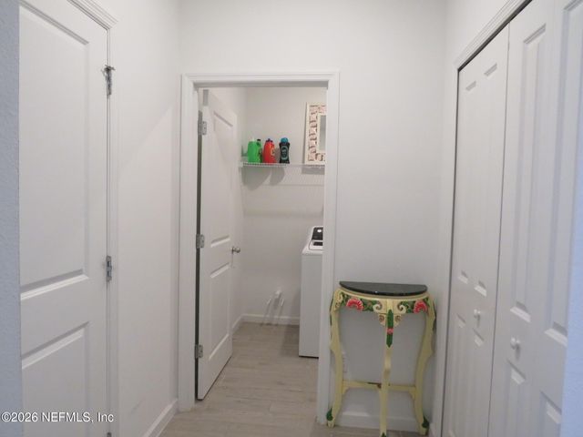 1484 HUNTLEY HOLLOW Drive, Jacksonville, FL 32218