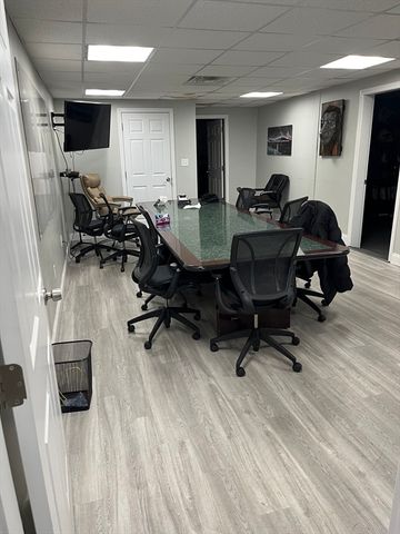 1768 Pleasant Street, Fall River, MA 02723