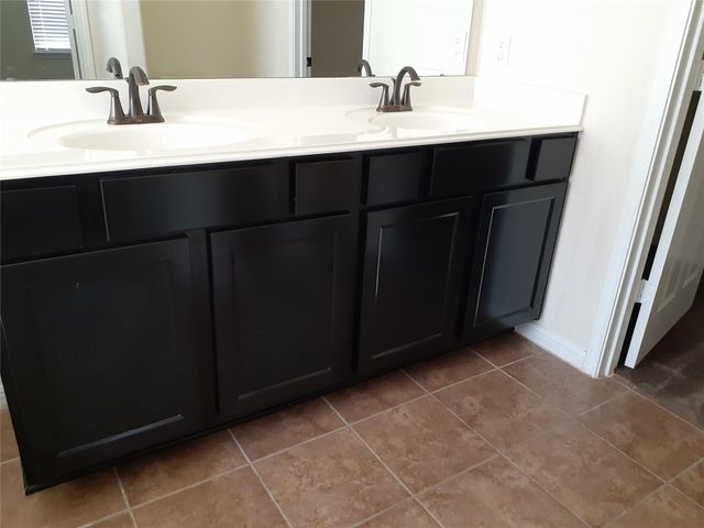 6603 Sharpstone Creek Lane, Houston, TX 77084