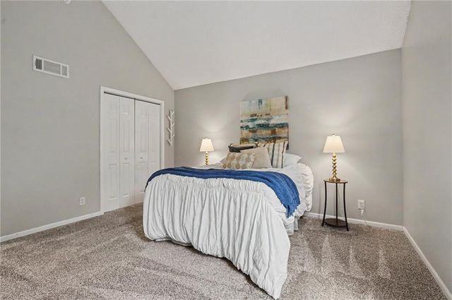 8765 Thompson Drive, De Soto, KS 66018