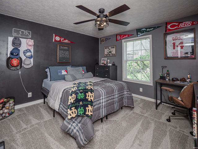 4424 Strathmoor Drive, Evansville, IN 47711