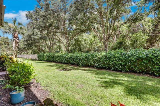 6502 Monterey PT 102, Naples, FL 34105