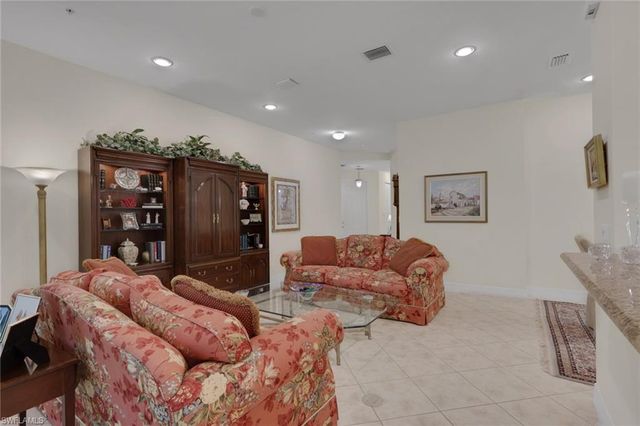 6502 Monterey PT 102, Naples, FL 34105