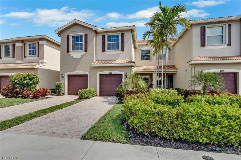 6502 Monterey PT 102, Naples, FL 34105