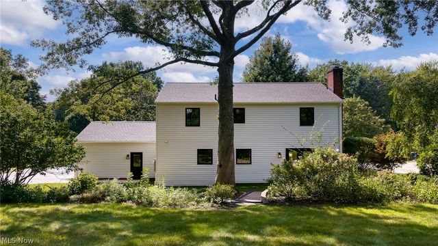 77 Parmelee Drive, Hudson, OH 44236