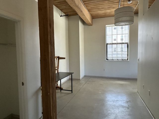 88 Gerrish Ave 207, Chelsea, MA 02150