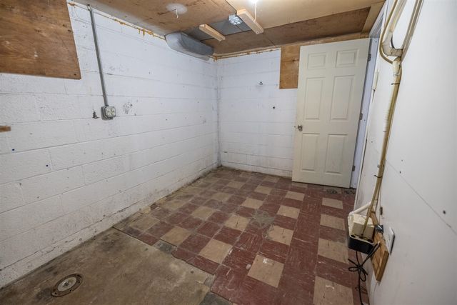 8218 Beaverland Street, Detroit, MI 48239