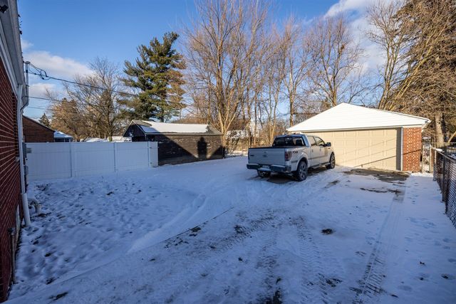 8218 Beaverland Street, Detroit, MI 48239