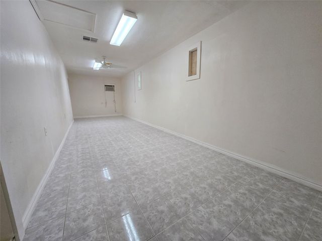 9621 Sweetwater Lane, Houston, TX 77037