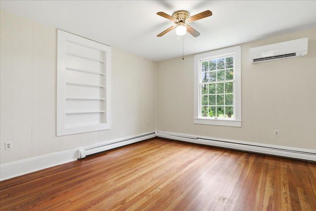 381 FRENCH RD, Shenandoah Junction, WV 25442