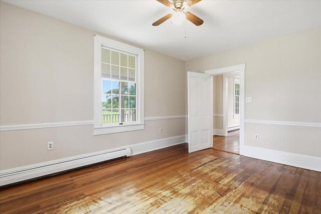 381 FRENCH RD, Shenandoah Junction, WV 25442