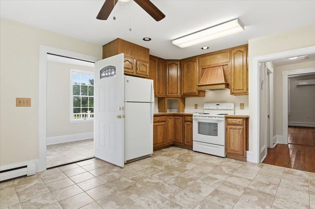 381 FRENCH RD, Shenandoah Junction, WV 25442