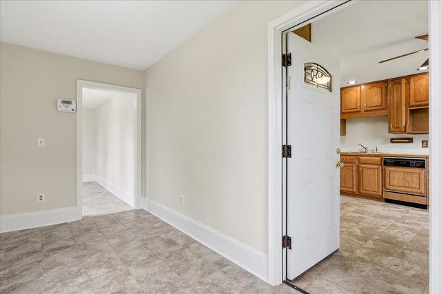 381 FRENCH RD, Shenandoah Junction, WV 25442