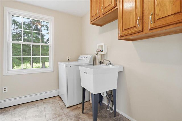 381 FRENCH RD, Shenandoah Junction, WV 25442