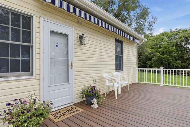 381 FRENCH RD, Shenandoah Junction, WV 25442