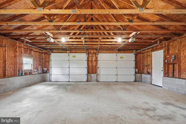 381 FRENCH RD, Shenandoah Junction, WV 25442