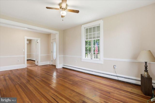 381 FRENCH RD, Shenandoah Junction, WV 25442