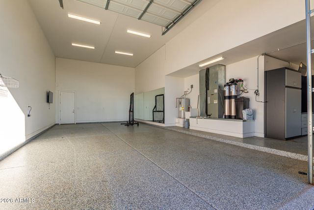 11416 W TETHER Trail, Peoria, AZ 85383