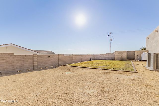 11416 W TETHER Trail, Peoria, AZ 85383