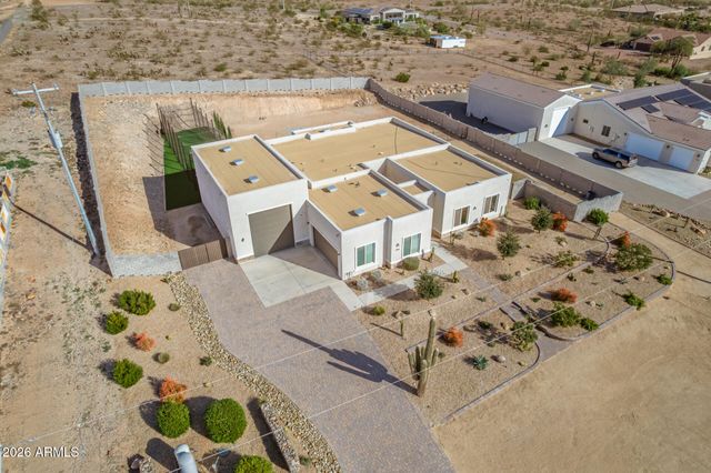 11416 W TETHER Trail, Peoria, AZ 85383